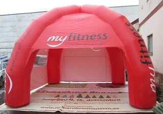 Täispuhutav telk logoga My fitness